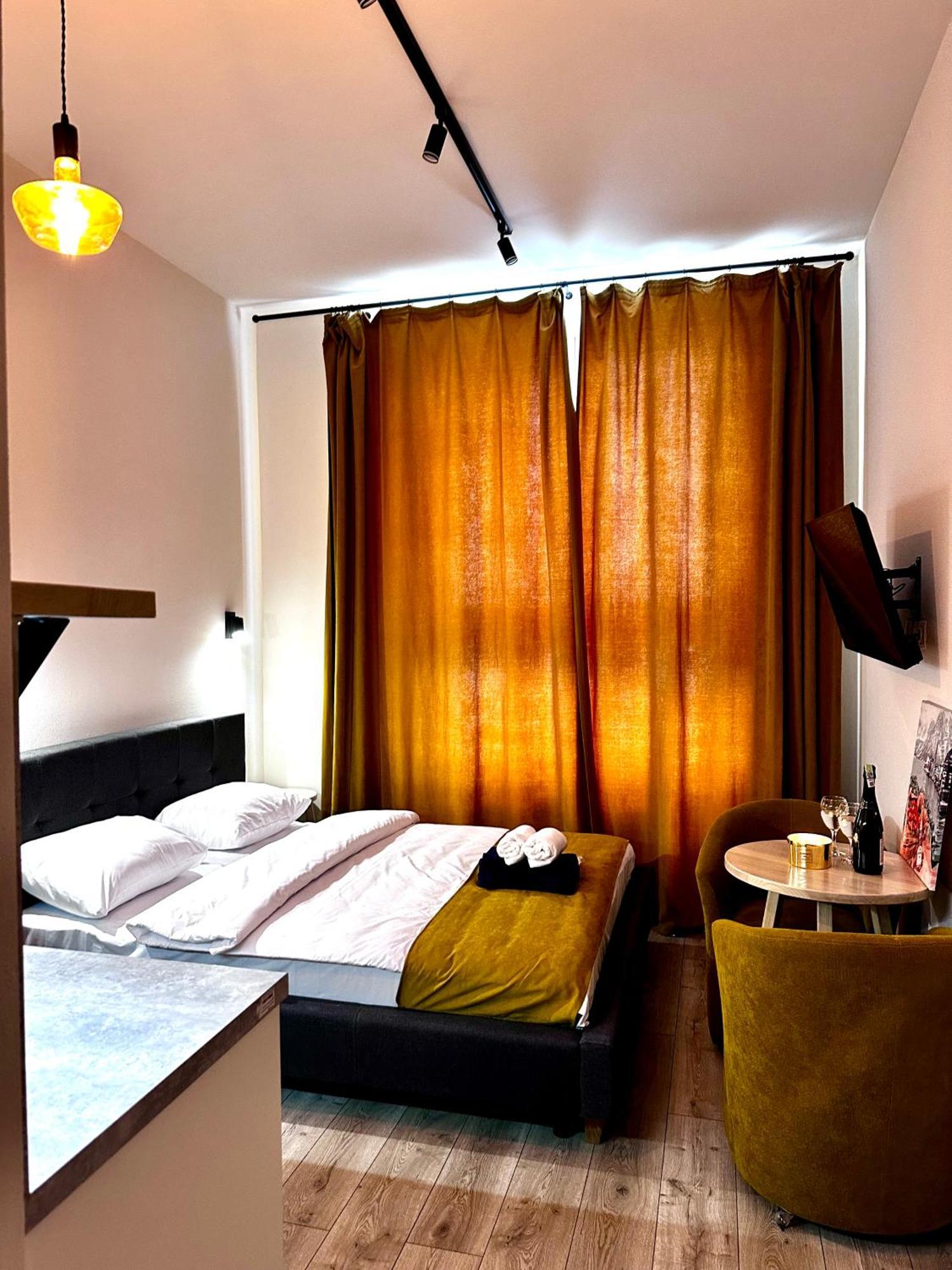 Hotel Gallery 21 Lemberg Exterior foto